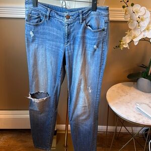 LOFT Curvy skinny distressed rip knee jeans size 8